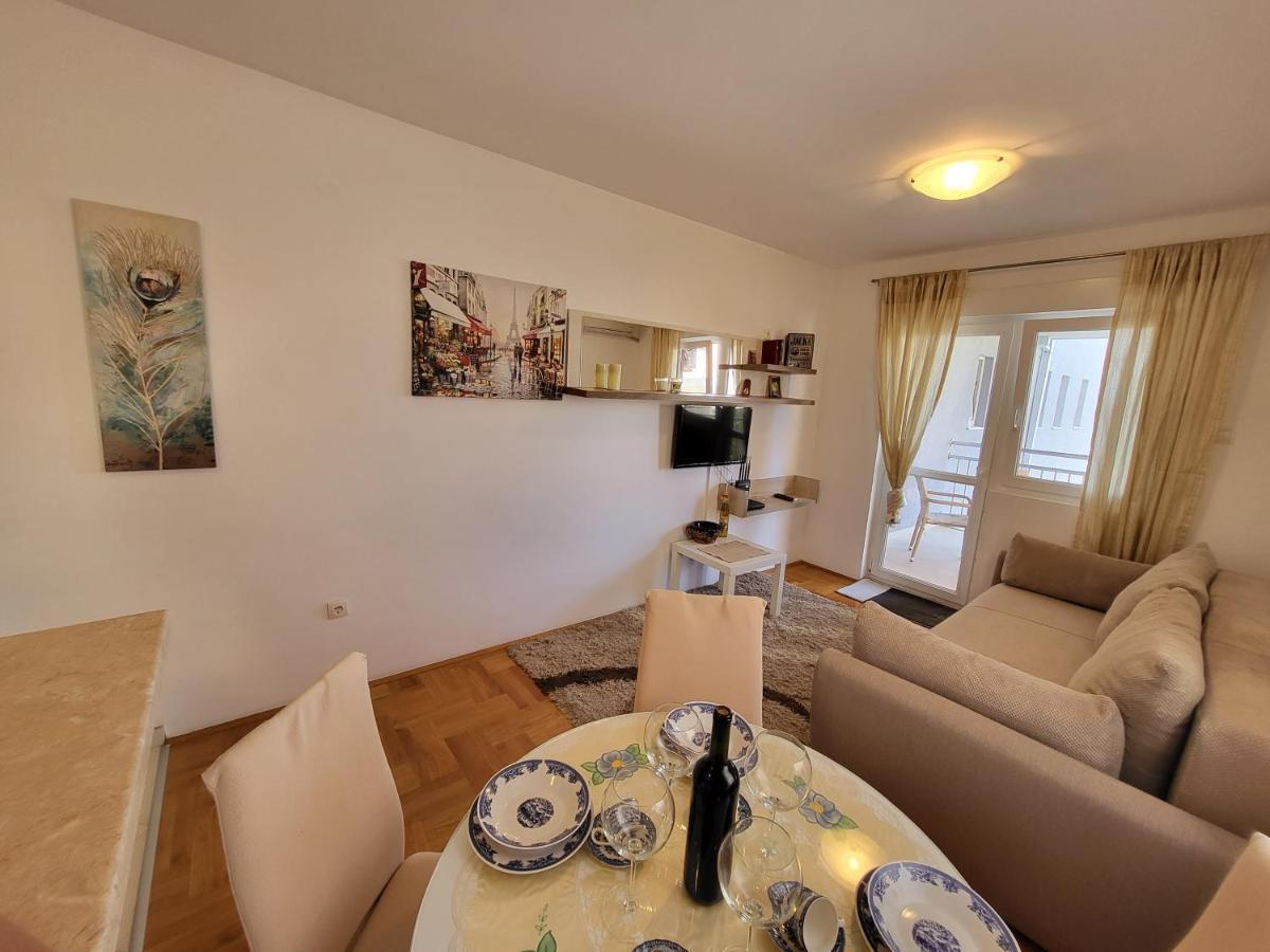 Apartment Rachel Petrovac Luaran gambar