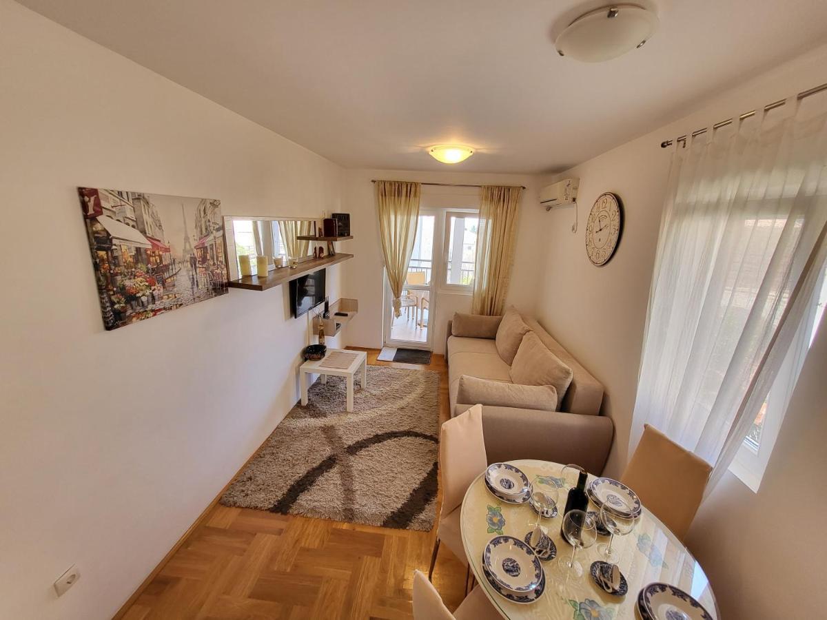 Apartment Rachel Petrovac Luaran gambar