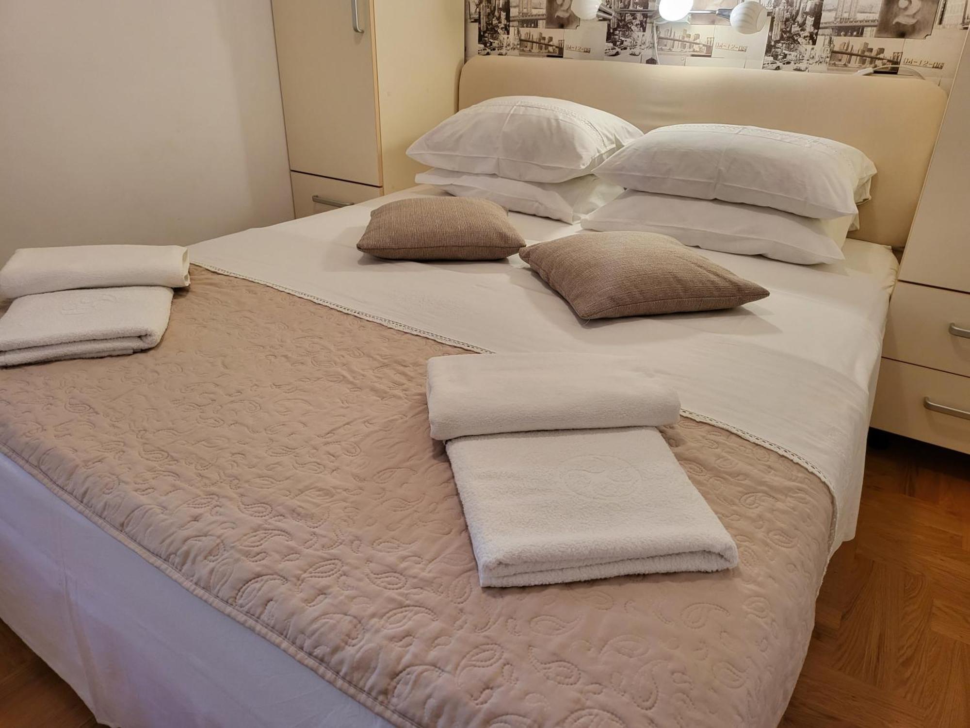 Apartment Rachel Petrovac Bilik gambar